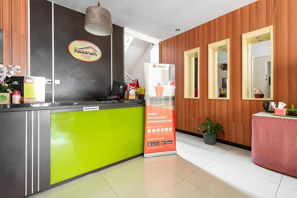 RedDoorz Syariah @ Soekarno Hatta Indah 2 Bed and Breakfast in East Java