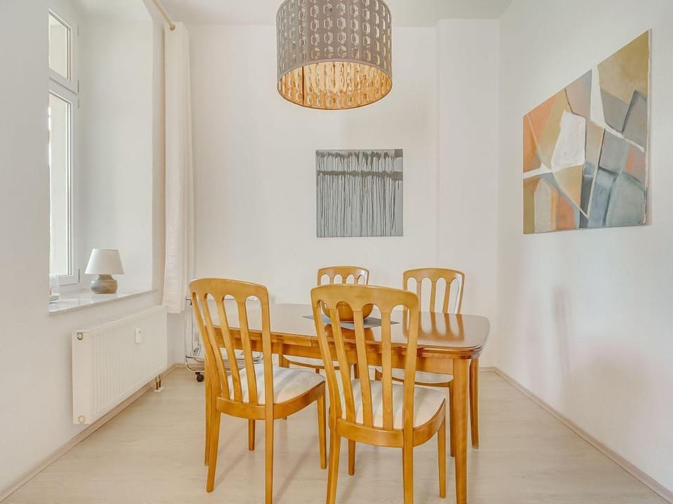 Wohnung mit großer Gemeinschaftsterrasse Villa in Erzgebirgskreis