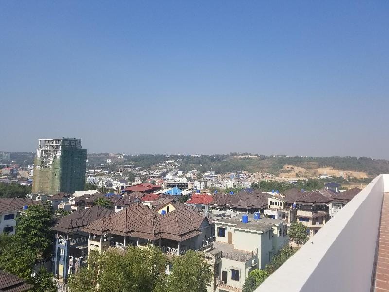 BS Hill Residence,City View+Living Room,Pool+Gym Apartment in Ream