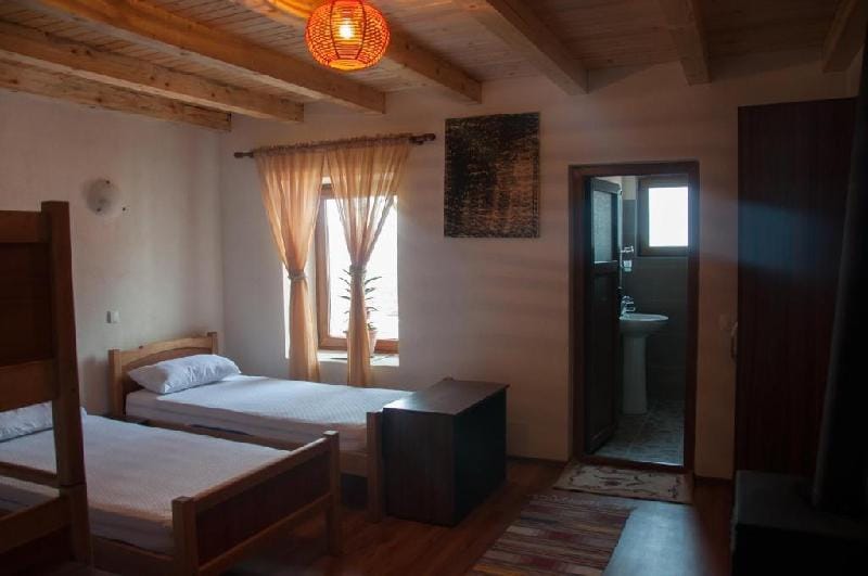 ASTE GUESTHOUSE, TROPOJE Vacation rental in Montenegro