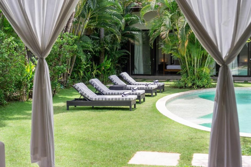 Villa Alice Dua by Villa Finder Villa in Kuta