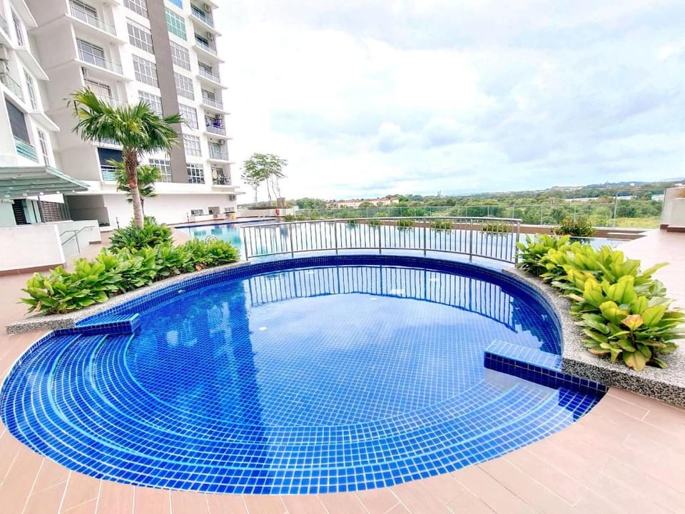 A190 Kulai d'putra suites 2R6P near Airport/JPO Apartment in Johor