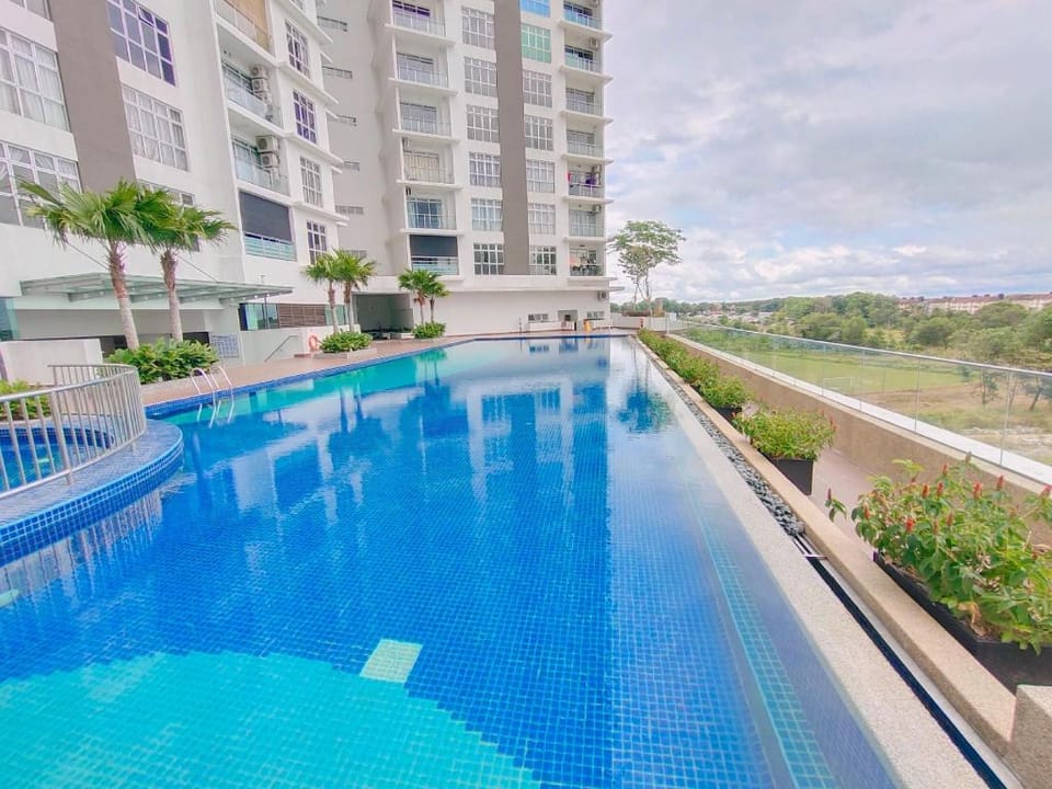 A190 Kulai d'putra suites 2R6P near Airport/JPO Apartment in Johor
