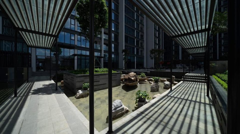 *BOM HOMESTAY*-VINHOMES METROPOLIS- 2BR- LUXURYAPT Apartment in Hanoi