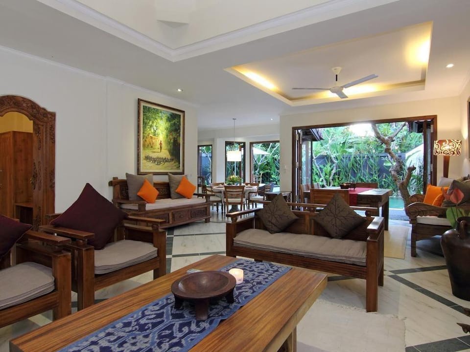 5BR Swimming Pool Villa in Abiansemal