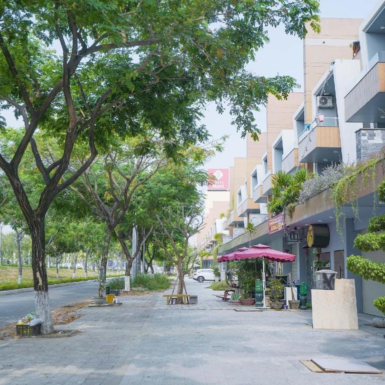 Cozy and Quiet Studio 2 Mins Lotte Mart, Helio Apartment in Da Nang