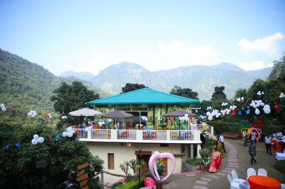 Jungle Fiesta Hotel & Restaurant  Apartment in Uttarakhand