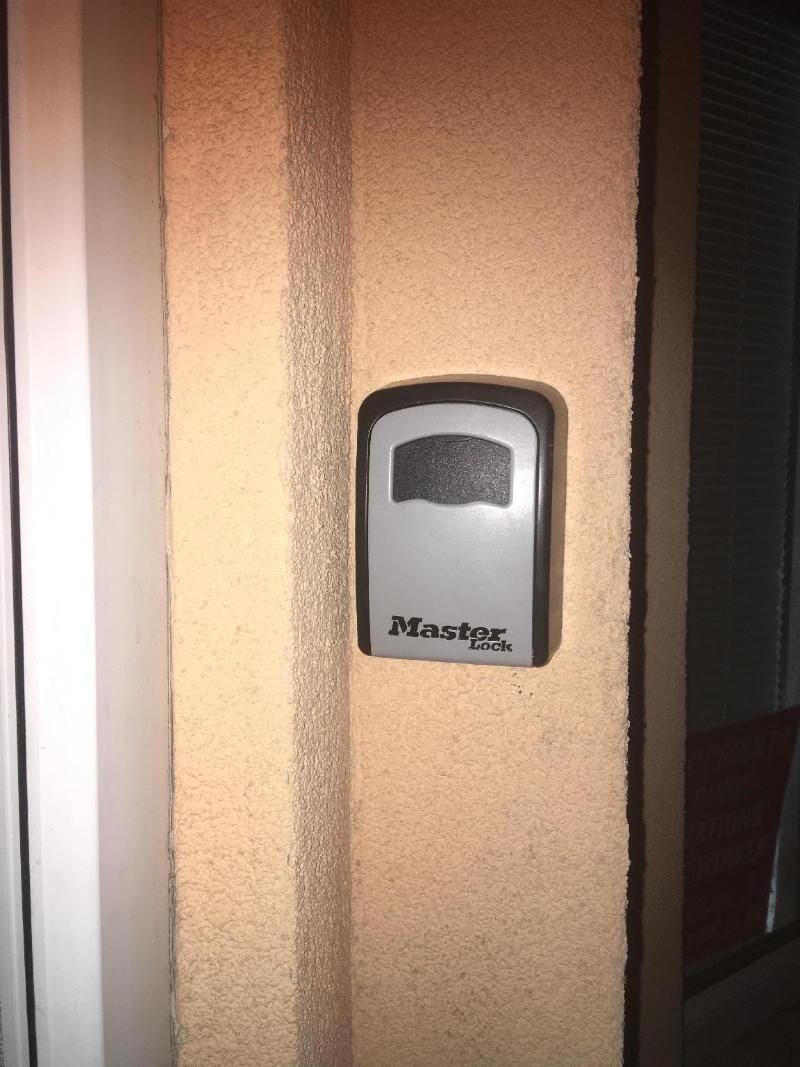 Modern 3 bedroom house for 6 with high speed WiFi Vacation rental in Liverpool