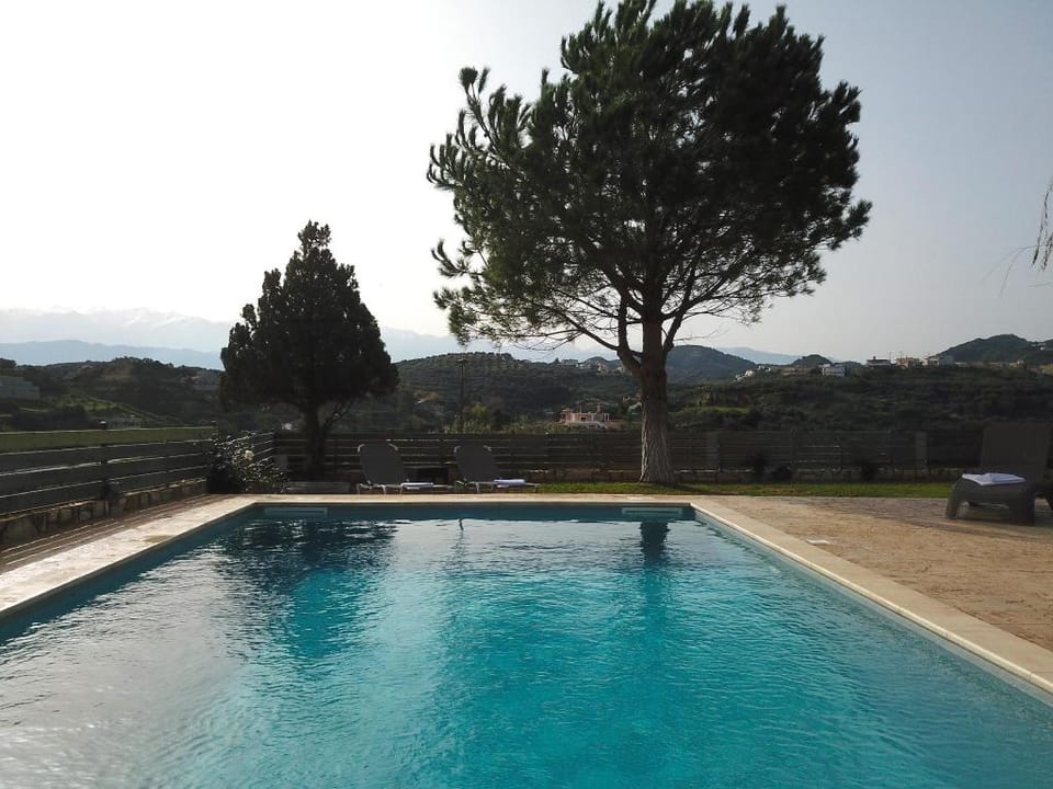 Villa with Panoramic View & Swimming Pool Villa in Crete