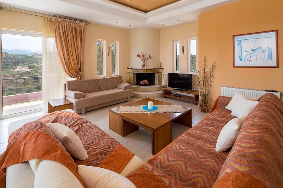Villa with Panoramic View & Swimming Pool Villa in Crete