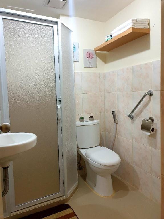 Seawind Condo  near Sasa wharf and Davao Airport Apartment in Davao City