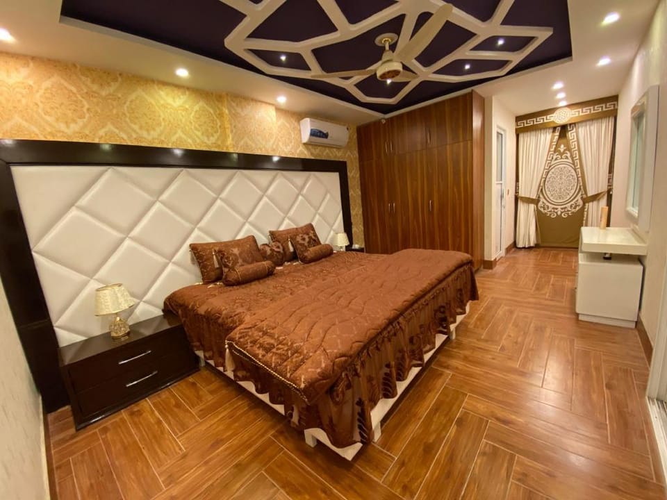 Burj Al Bahria Town Luxury Suites Apartment in Lahore