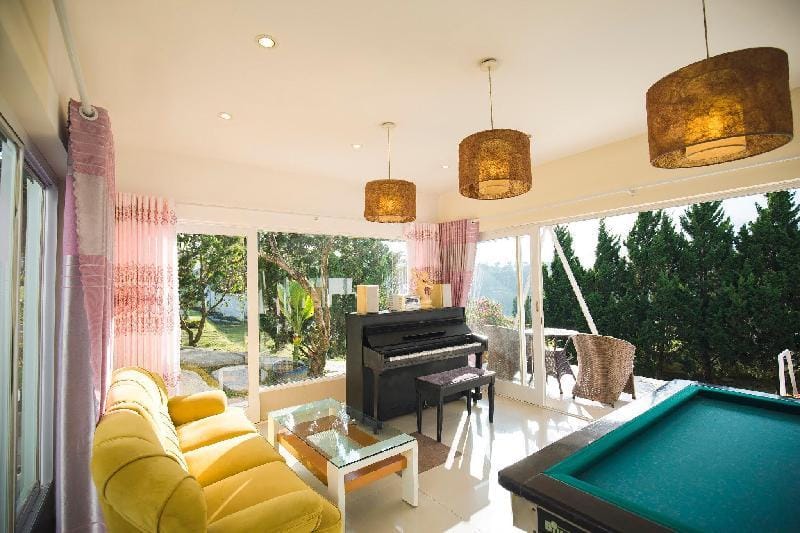 HOANGLEE VILLAS - SEN VILLA Villa in Dalat