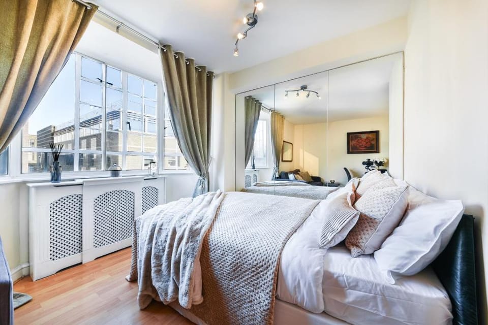 Chelsea Charm for 5 guests Apartment in City of Westminster