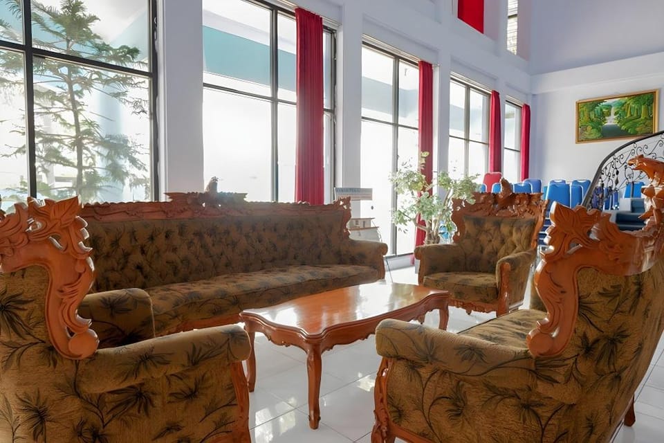 RedDoorz Plus Syariah near Stasiun Pekalongan 2 Hotel in Indonesia