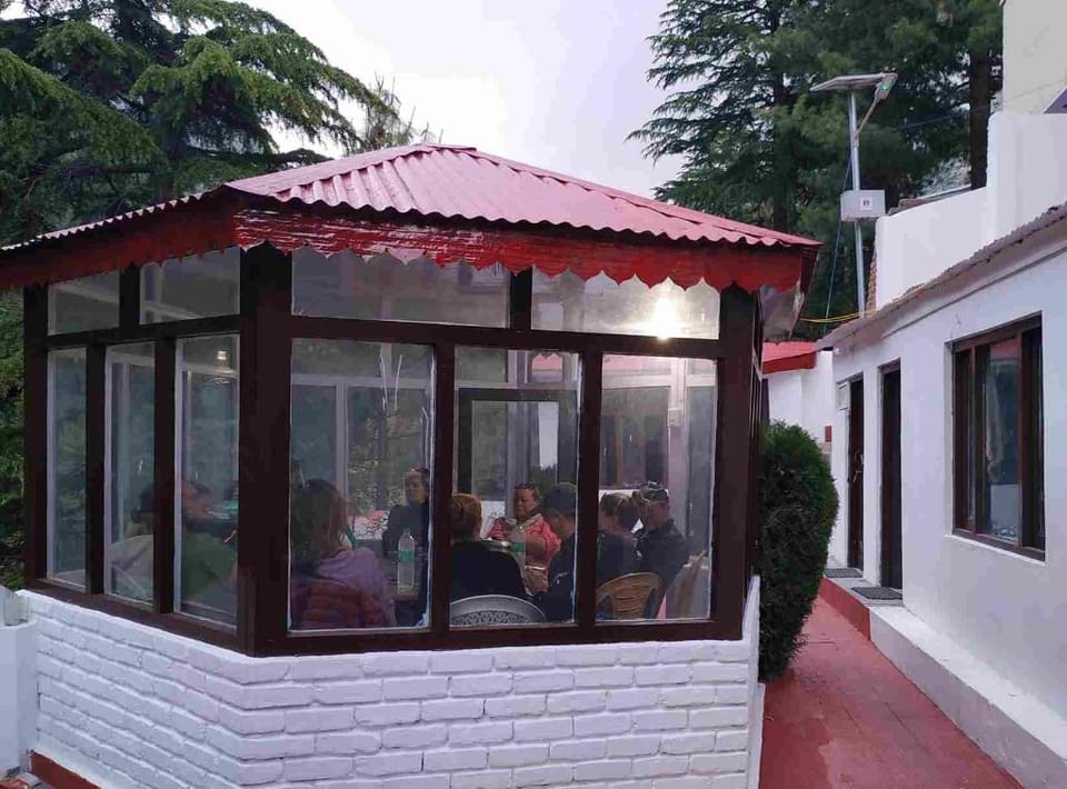 Hotel Manisha Hotel in Uttarakhand