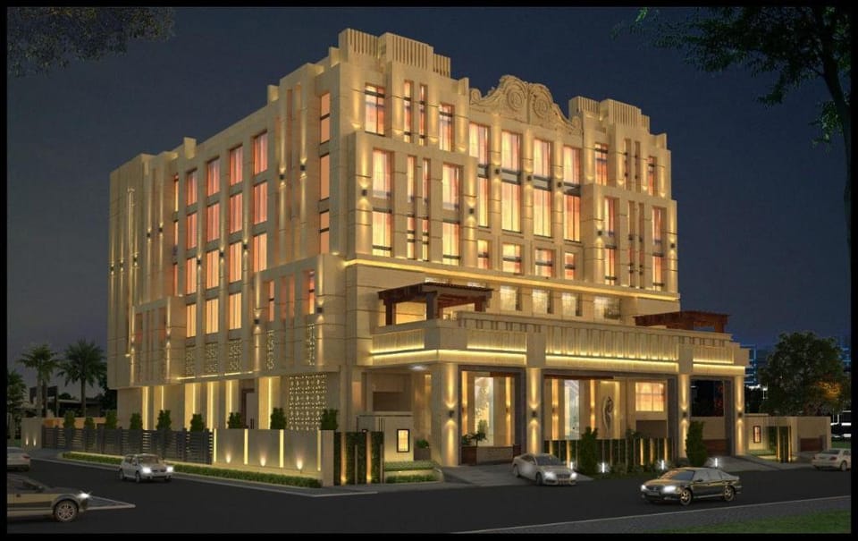 The Regnant Hotel in Lucknow