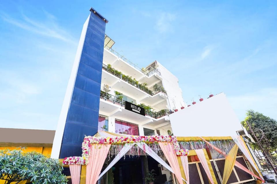 Hotel O Kedarpuram Near Doon University Hotel in Dehradun