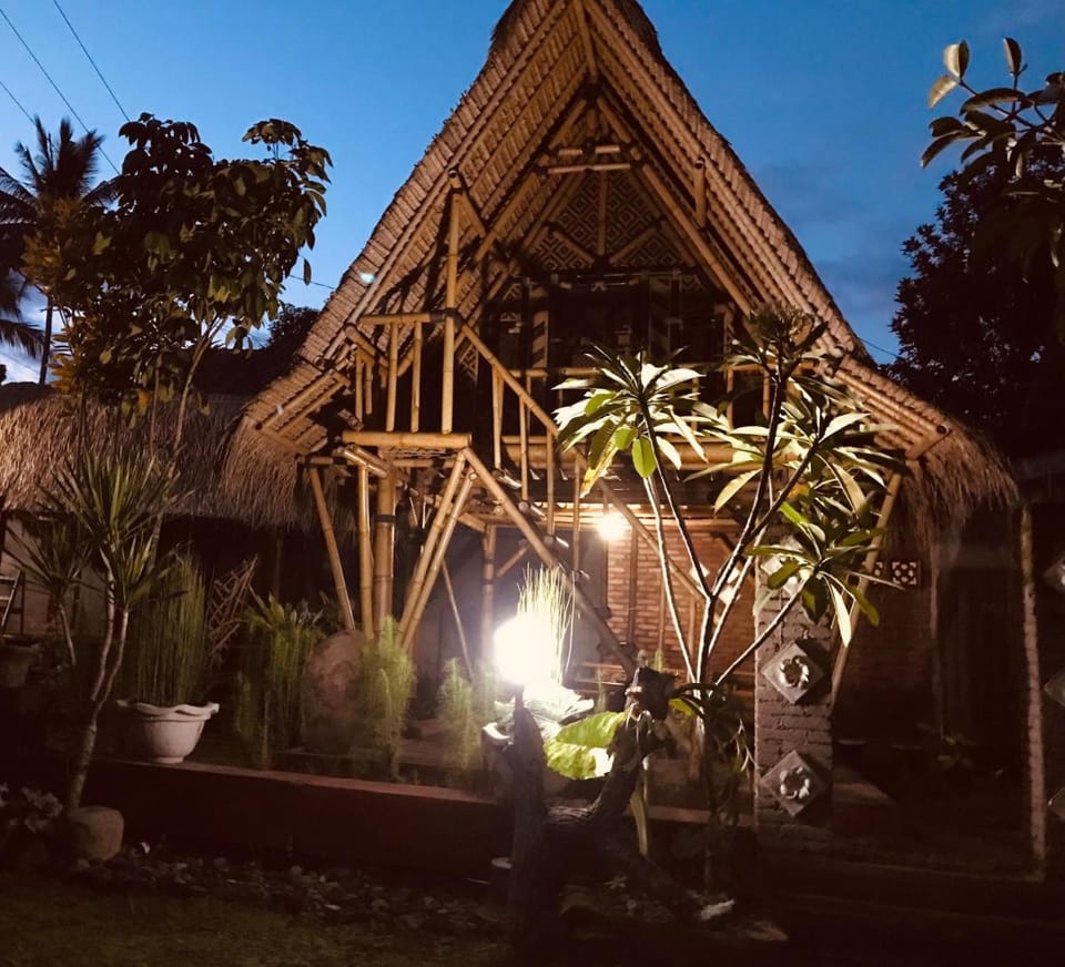 Bello Bungalow Bed and Breakfast in West Nusa Tenggara, Indonesia