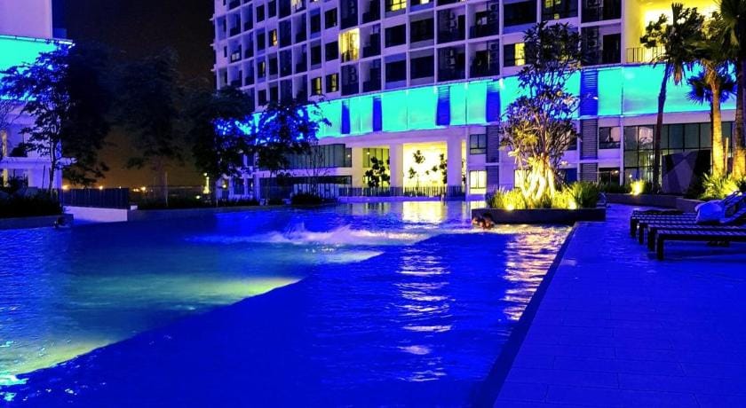 Casa Sabrina's Family Suite @ Liberty i-City Apartment in Selangor, Malaysia