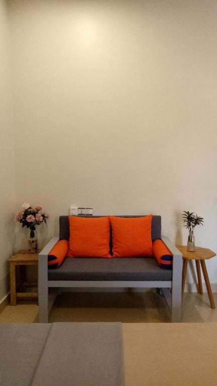 28 m2 fan (N1) studio with kitchenette & bathroom. Apartment in Krong Siem Reap