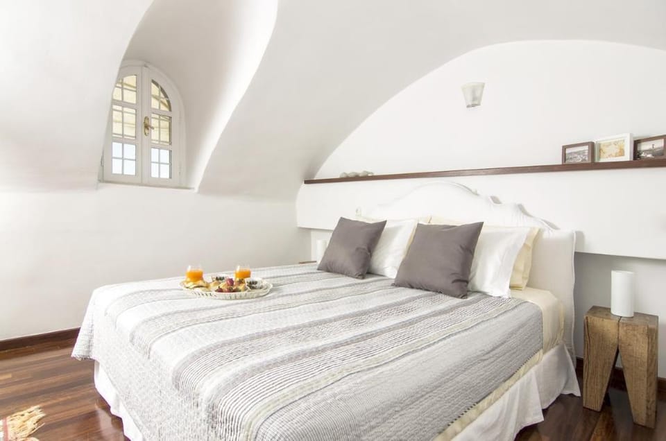 Erofili Villa Apartment in Thera