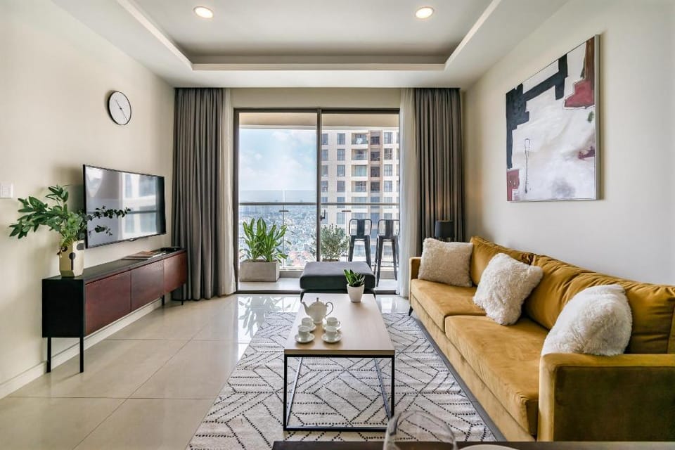 BIG 3BR APT,  City  Riverview, Free Pool Apartment in Ho Chi Minh City
