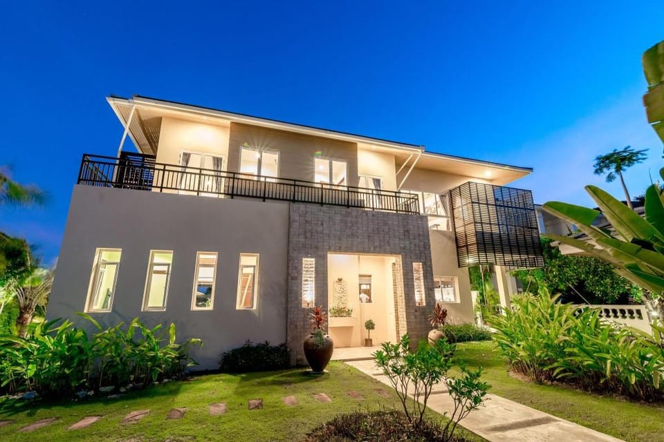 Sam Baan -  a dream home at Palm Hills Golf Course Villa in Hua Hin District