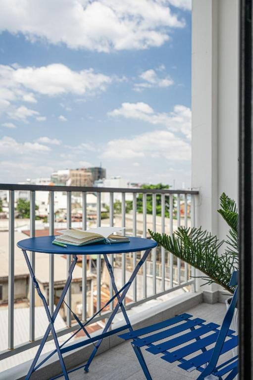 NamAn Stay 1BR-Near Airport- Free Cleaning Fee Apartment in Ho Chi Minh City