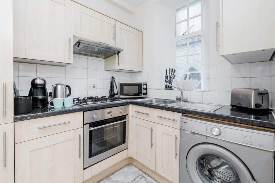 Elegant studio in Marylebone, London Apartment in City of Westminster