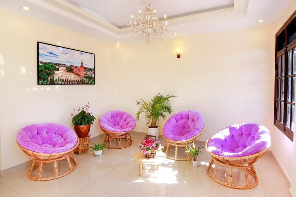 Lam Phuong Hotel DalatTriple 3 Villa in Dalat