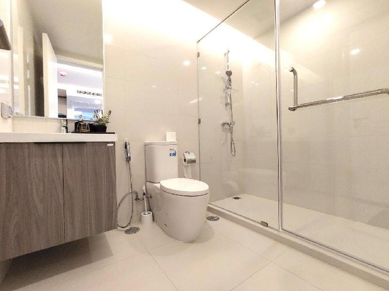 Bangkok&Pool&BTS Asoke&MRT Sukhumvit&Max6ppl(98) Apartment in Bangkok