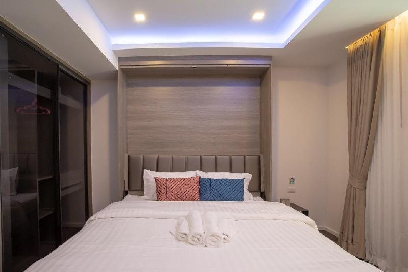 Bangkok&Pool&BTS Asoke&MRT Sukhumvit&Max2ppl(24) Apartment in Bangkok