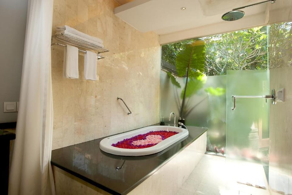 Laluna Villa 1BR Private Pool #Z117 Villa in Ubud