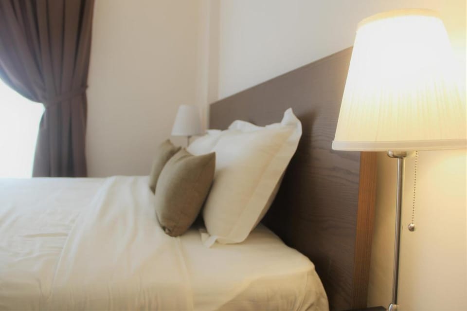 Brown Room Rail Suite KK Aeropod Apartment in Kota Kinabalu