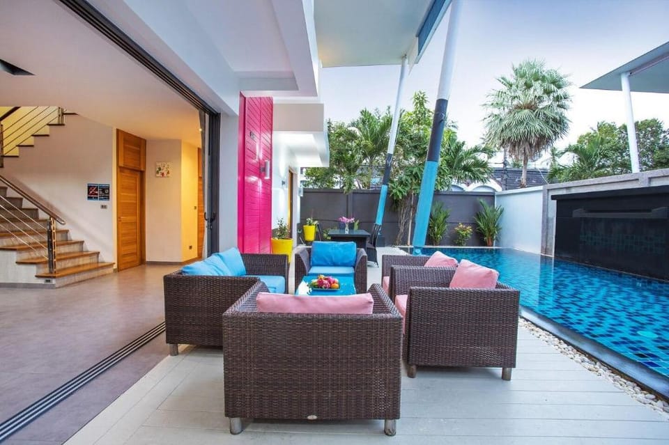 Stylish 3BR Villa Kloua with Private Pool, Chalong Villa in Chalong
