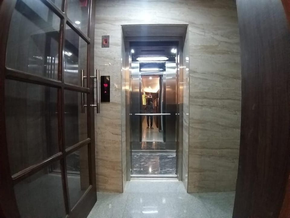 ORACLE INN Hotel in Lucknow