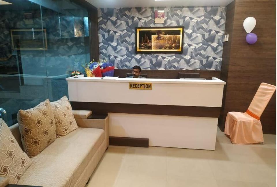ORACLE INN Hotel in Lucknow