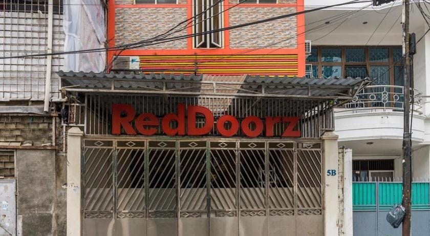 RedDoorz Hostel near LTC Glodok Bed and Breakfast in Jakarta