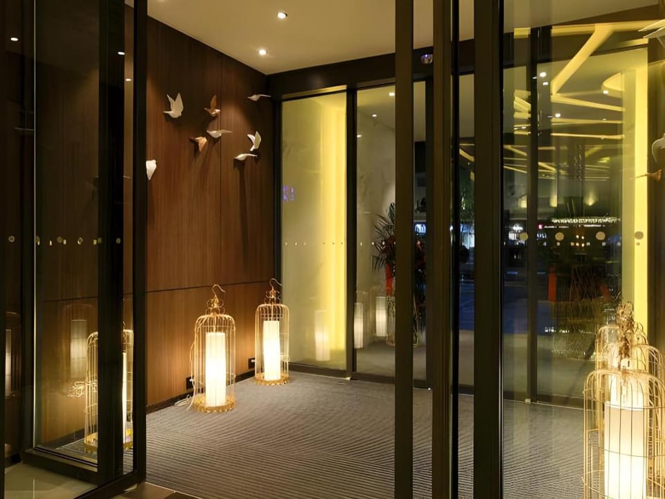Orange Hotel Xi'an South Gate of Zhonggu Lou Hotel in Xian