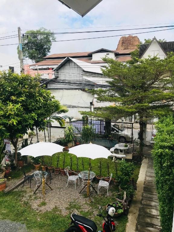 Kitti rose home in the old city center Vacation rental in Chiang Mai