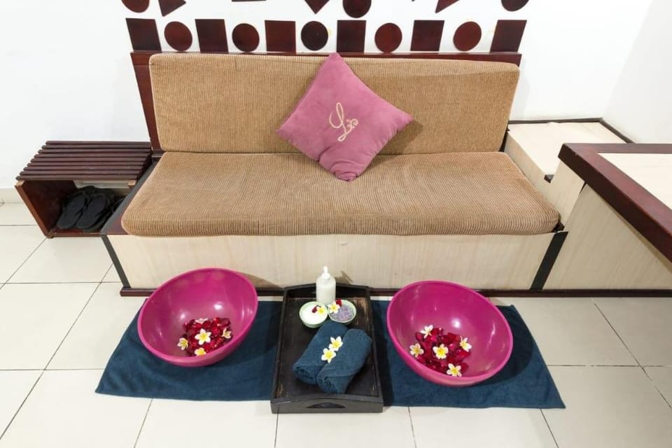 Romantic Villa 1 Bed Roomnin Kuta Central Villa in Mengwi