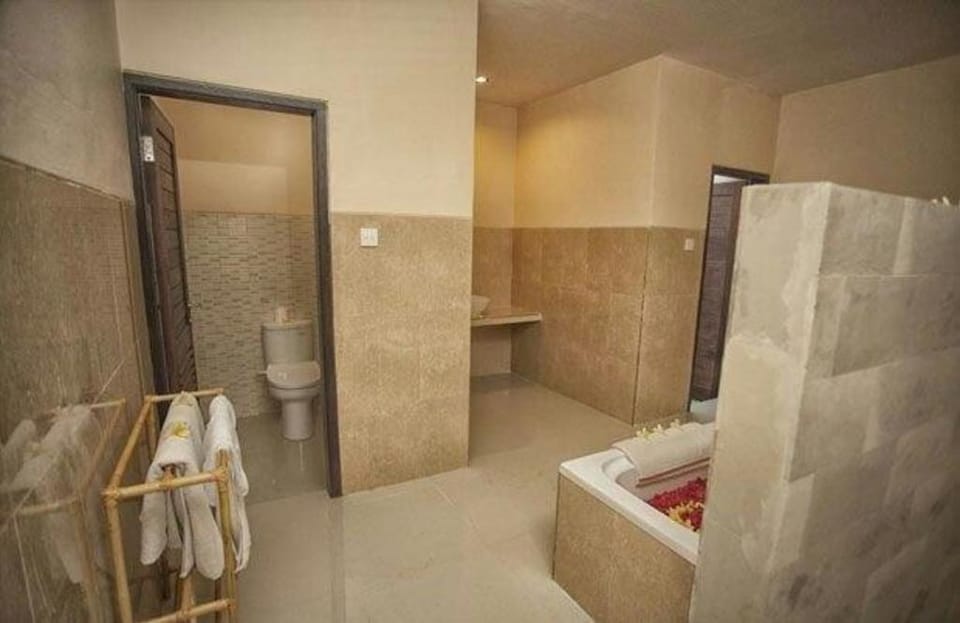 1BED ROOM PRIVATE POOL VILLA @ SAWAH UBUD Villa in Sukawati
