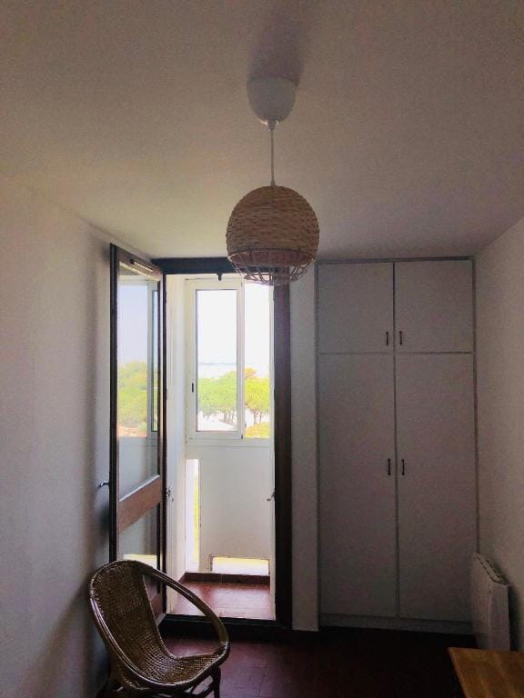 Sunny, spacious 3 BR apt by Marina with terrace Apartment in Mauguio