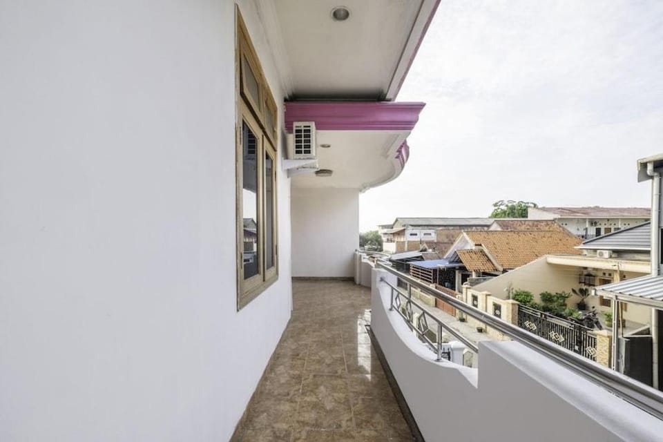 OYO Life 2412 Mandala Residence Hotel in West Java