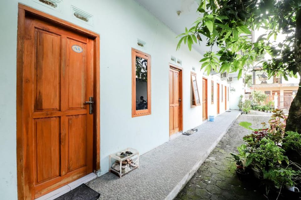 Wisma Lee A Lee Hotel in Special Region of Yogyakarta