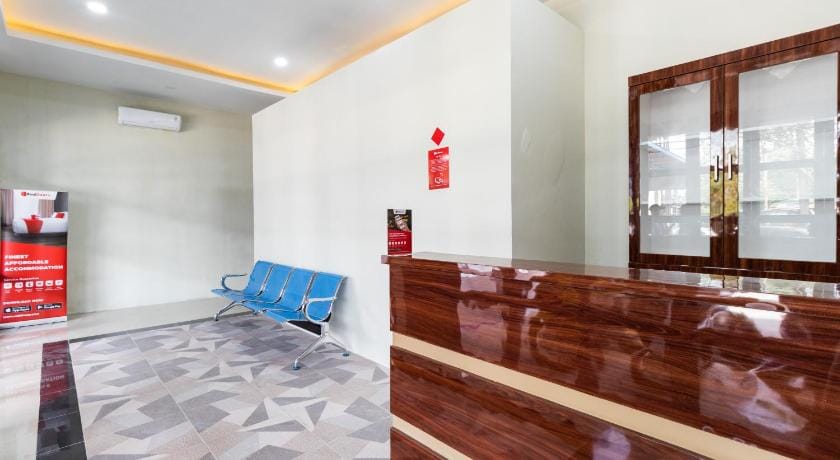RedDoorz near Medan Amplas Bed and Breakfast in Indonesia