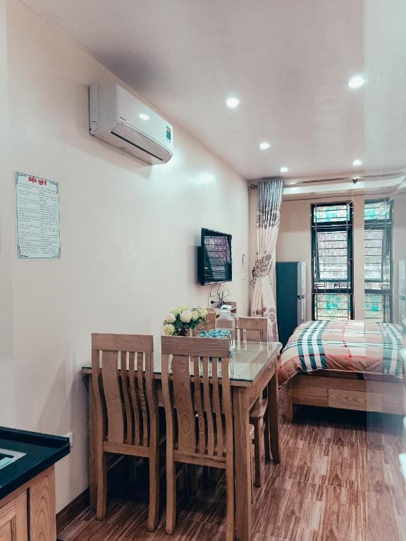 Minh Studio Apartment R4 Apartment in Hanoi