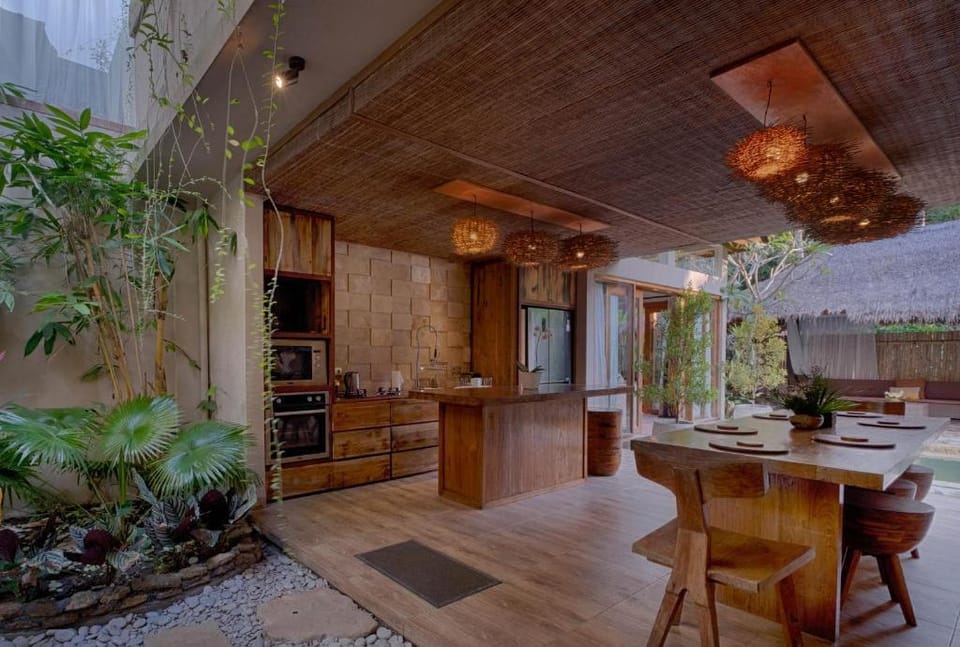 Luxury 4 BR Private Pool Villa #L186 Villa in Sukawati