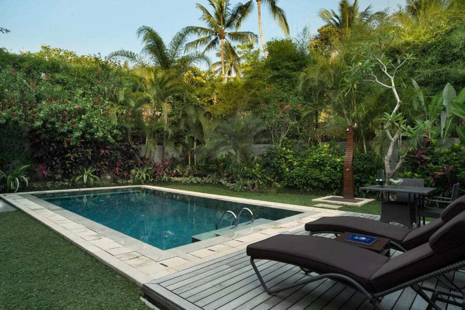 Stunning 1 BR Hill Side Private Pool Villa #Z221 Villa in Abiansemal